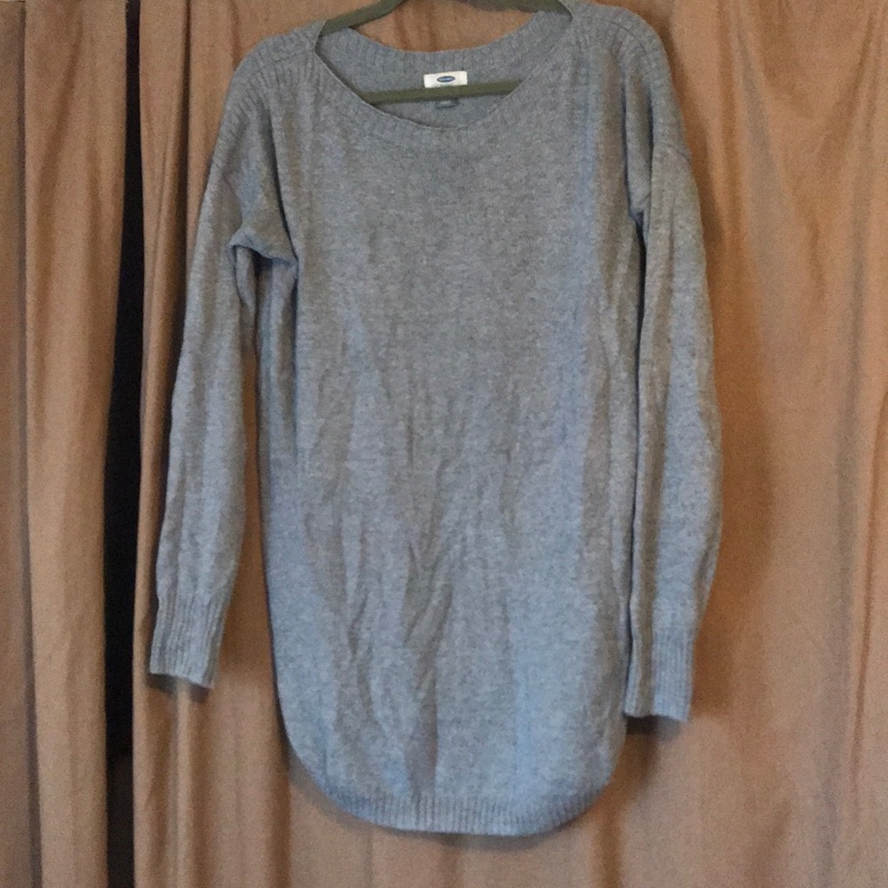 Old Navy sweater